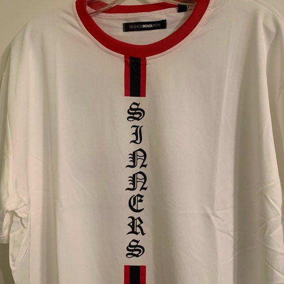 Fashion Nova Mens Sinners Tour short sleeve shirt - Picture 2 of 6